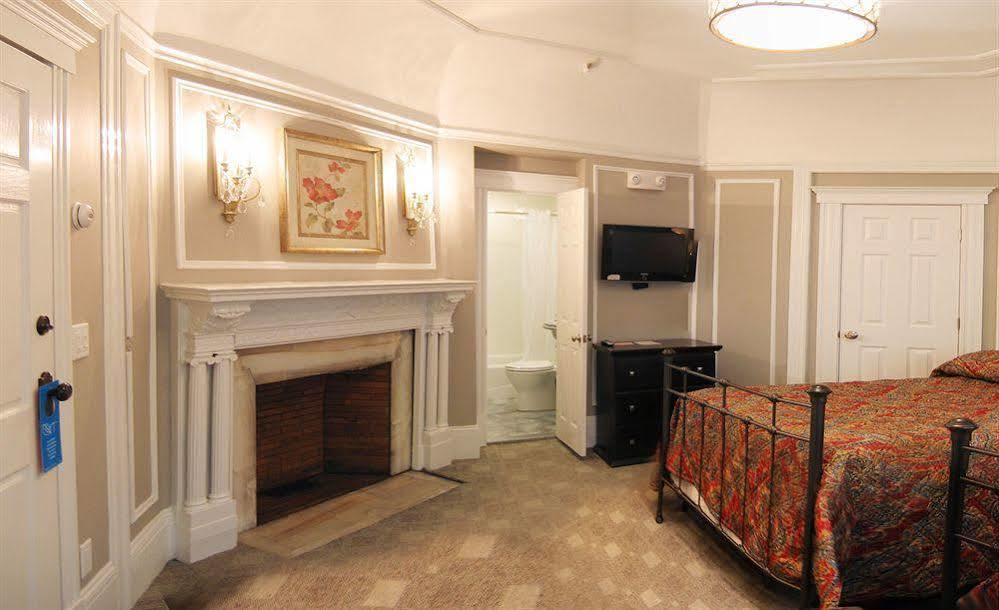 Longwood Inn Brookline Dış mekan fotoğraf